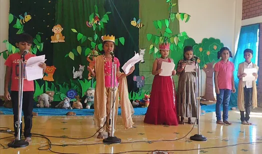 Grade 3A - Closet drama 5_result Enthusiastic 3rd-grade students at Vidhya Peetham i-School, Salem, wearing creative animal headbands for their English skit activity.
