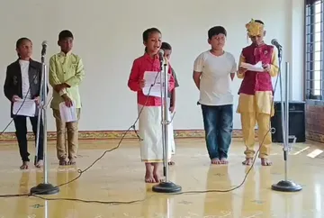 Focused children in Grade 3b at Vidhya Peetham i-School, Salem, delivering their Panchatantra tales with expression and confidence during the Closet Drama session.