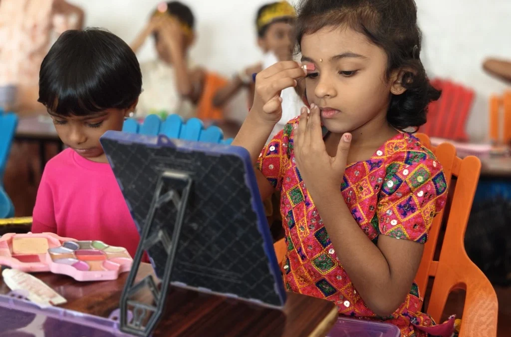 Aridharam – Cultural Costume Activities – Grade 1